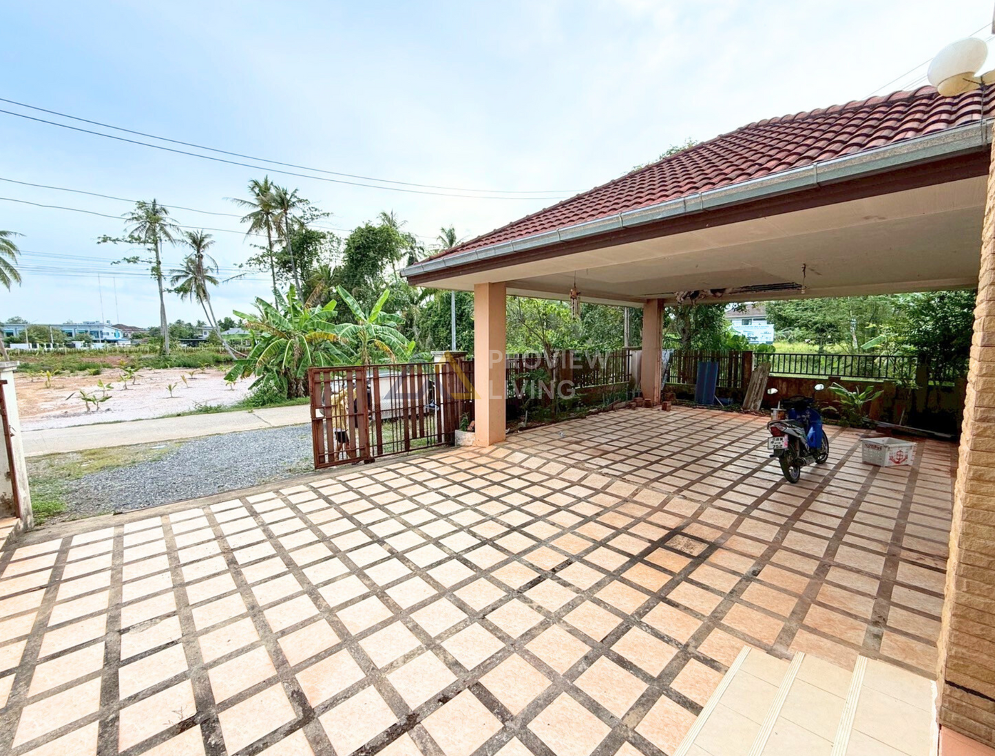 [ขายด่วน] คุ้มที่สุด! บ้านเดี่ยว 2 ชั้น 4 นอน 3 น้ำ บางชุมโถ ใกล้ทั้งเซ็นทรัล และโลตัสสุราษฎร์ธานี พื้นที่กว้างขนาด 116 ตร.ว. หน้ากว้าง 16 ลึก 28