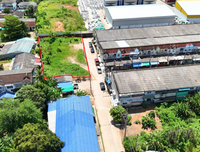 URGENT SALE! Vacant land ready for use in the heart of Phunphin. Size 2 Ngan 29.1 sq. wah. (829.1 sq.m.) 39-meter frontage. Landfilled and ready for development. Near Phunphin Villa and Surat Seafoods Co., Ltd.