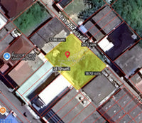 Land for sale, subdivided plots, 53 sq. wah / 2 plots, in the heart of Surat Thani market, 24-meter frontage, near Thaksin Hospital. Price 2.3 million baht.