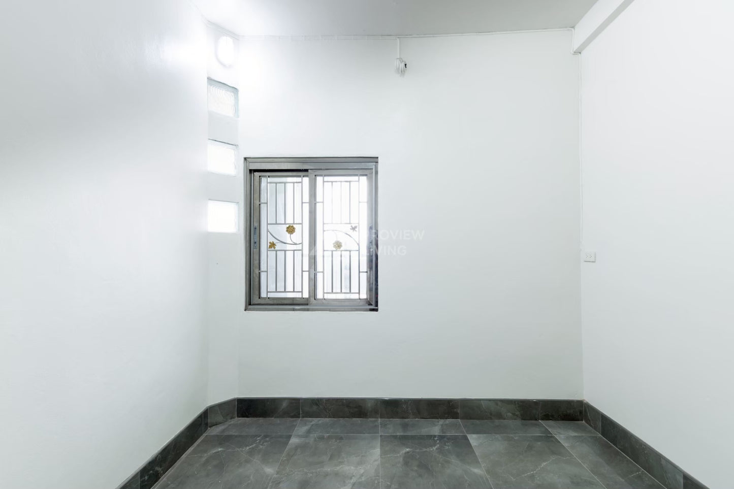 [ขาย] ตึกแถว 2 ชั้น 2 คูหา คูหาละ 2 ห้องนอน 2 ห้องน้ำ รวมขนาด 30.2 ตร.วา @ดอกนก 13 ใกล้โรงเรียนจังหวัด ศูนย์ราชการ และวิทยาลัยเทคนิค