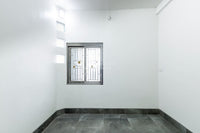 [FOR SALE] 2-storey shophouse, 2 units. Each unit has 2 bedrooms, 2 bathrooms. Total size 30.2 sq.wa. Soi Nok 13. Near Suratthani School, Government Complex, and Suratthani Technical College.