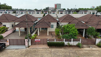 [Sold Out] Large detached house in Soi Srivichai 16, near Lotus's and Central Surat Thani. Fully furnished, ready to move in. Price 2.2X million! 3 bedrooms, 2 bathrooms.