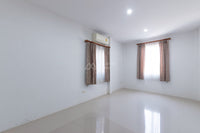 [Sold Out] Large detached house in Soi Srivichai 16, near Lotus's and Central Surat Thani. Fully furnished, ready to move in. Price 2.2X million! 3 bedrooms, 2 bathrooms.