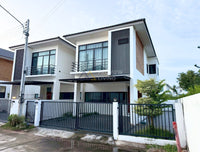 ขายด่วน บ้านเดี่ยว 2 ชั้น เดอะคิวบิก เฮาส์ เฟส 4 ซอยกำนันชื่น สุราษฎร์ธานี 4 นอน 3 น้ำ 47 ตร.ว. ใกล้เกาะลำพู ศาลหลักเมือง