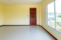 Urgent sale! Townhome in Surat Thani, 2 beds, 3 baths, behind Ban Nai Market, Pak Phraek Subdistrict, Don Sak. Size 25 sq.wa. Starting from 8.X hundred thousand baht.