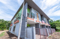 Urgent sale! Townhome in Surat Thani, 2 beds, 3 baths, behind Ban Nai Market, Pak Phraek Subdistrict, Don Sak. Size 25 sq.wa. Starting from 8.X hundred thousand baht.