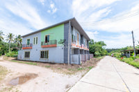 Urgent sale! Townhome in Surat Thani, 2 beds, 3 baths, behind Ban Nai Market, Pak Phraek Subdistrict, Don Sak. Size 25 sq.wa. Starting from 8.X hundred thousand baht.