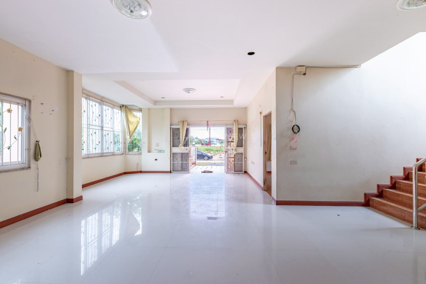 [ขายด่วน] คุ้มที่สุด! บ้านเดี่ยว 2 ชั้น 4 นอน 3 น้ำ บางชุมโถ ใกล้ทั้งเซ็นทรัล และโลตัสสุราษฎร์ธานี พื้นที่กว้างขนาด 116 ตร.ว. หน้ากว้าง 16 ลึก 28