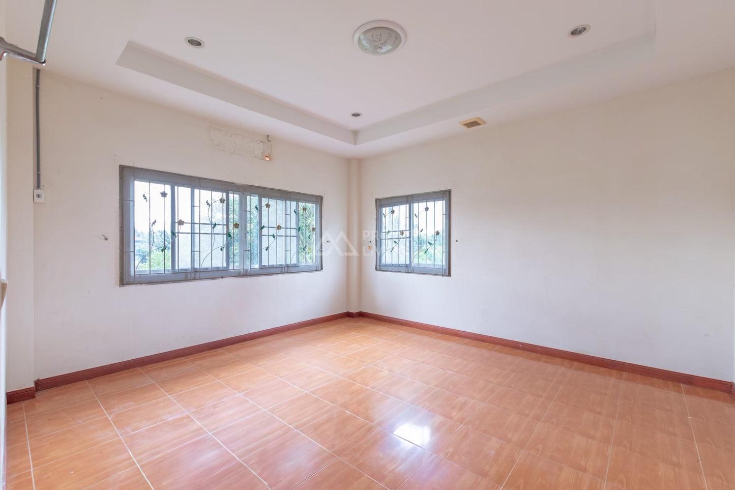 [ขายด่วน] คุ้มที่สุด! บ้านเดี่ยว 2 ชั้น 4 นอน 3 น้ำ บางชุมโถ ใกล้ทั้งเซ็นทรัล และโลตัสสุราษฎร์ธานี พื้นที่กว้างขนาด 116 ตร.ว. หน้ากว้าง 16 ลึก 28