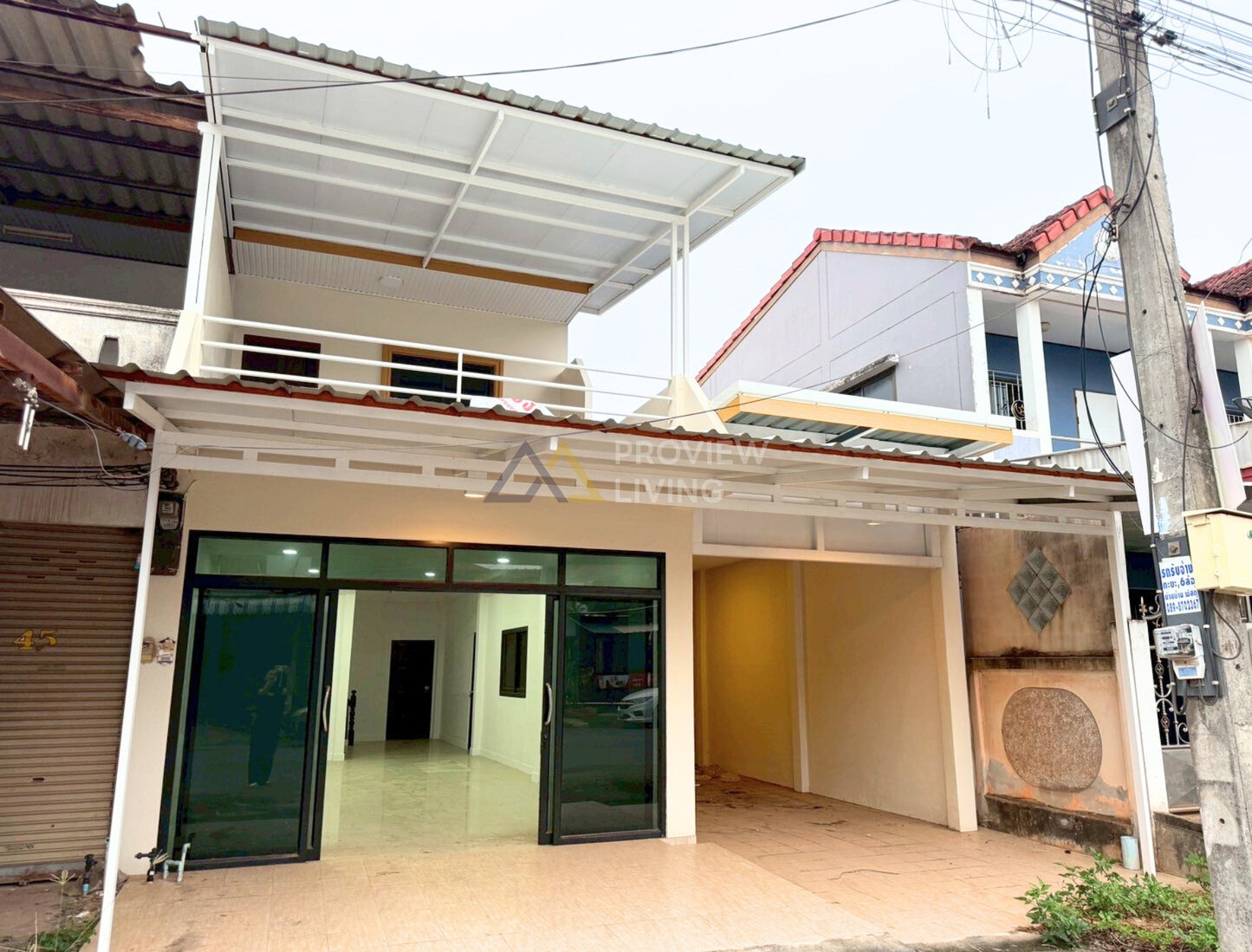 [ทาวน์โฮม] ทาวน์โฮมรีโนเวทใหม่ทั้งหลัง ขนาด 45 ตร.ว. ใกล้กับโตโยต้าท่าทองใหม่ 3 ห้องนอน 2 ห้องน้ำ ราคา 2 ล้านต้นๆ