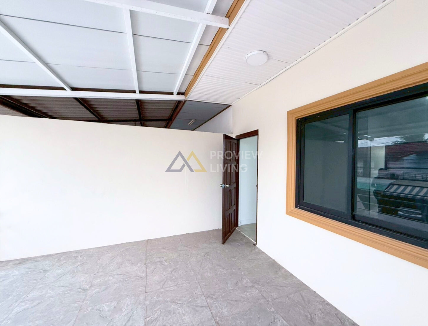 [ทาวน์โฮม] ทาวน์โฮมรีโนเวทใหม่ทั้งหลัง ขนาด 45 ตร.ว. ใกล้กับโตโยต้าท่าทองใหม่ 3 ห้องนอน 2 ห้องน้ำ ราคา 2 ล้านต้นๆ