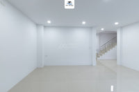 [พร้อมอยู่] ทาวน์โฮม 2 ชั้น 3 ห้องนอน 3 ห้องน้ำ สไตล์ Classic @หลังบิ๊กซี บ้านทรัพย์ทอง ทองนารา