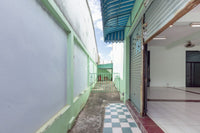 Urgent Sale! 4.X million, negotiable! 2 adjoining commercial buildings near Surat Thani City Municipality, only 200 meters away. Total size 48.6 sq. wah, 11 meters wide, 16 meters deep, 2 beds, 2 baths.