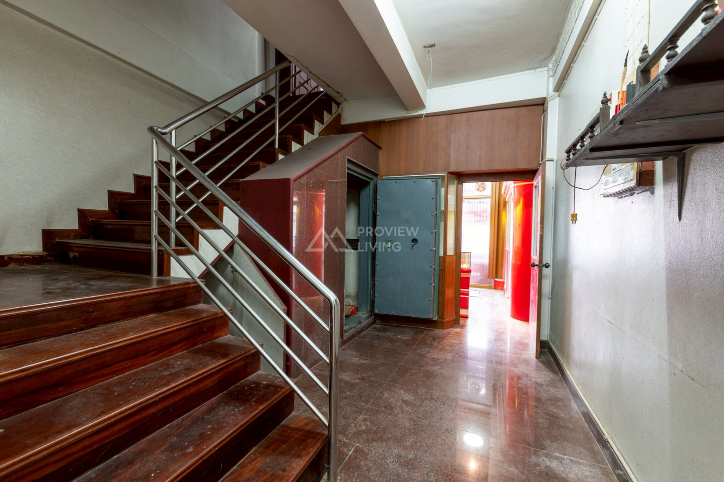 [ขายด่วน] รีบเลย! อาคารพาณิชย์หัวมุมถนนราษฎร์อุทิศ 4 ชั้น พร้อมตู้ทอง+ห้องเซฟ พื้นที่ 192 ตร.ม.