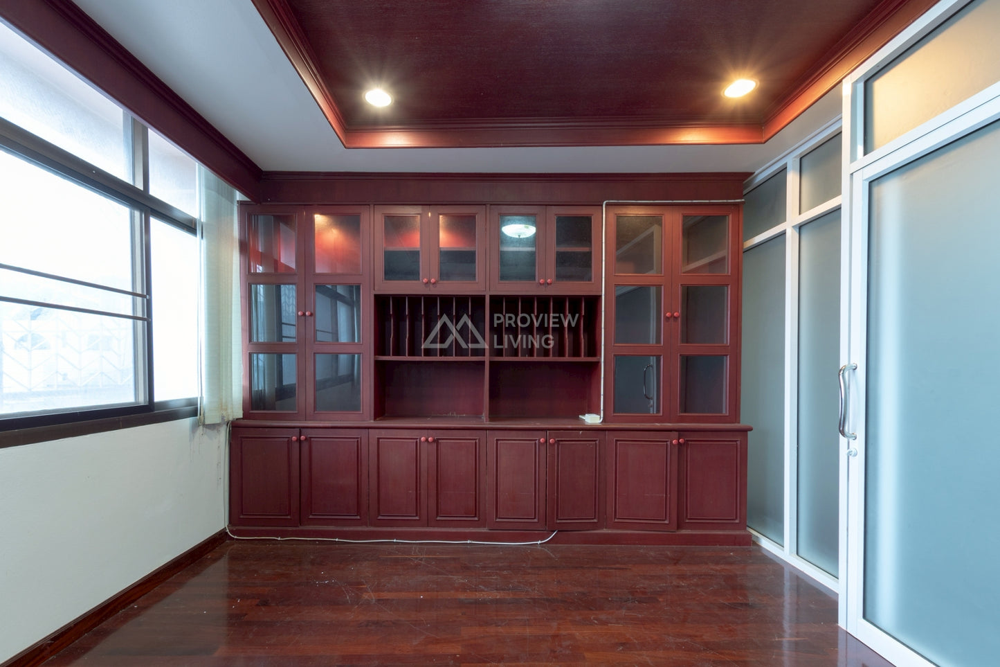 [ขายด่วน] รีบเลย! อาคารพาณิชย์หัวมุมถนนราษฎร์อุทิศ 4 ชั้น พร้อมตู้ทอง+ห้องเซฟ พื้นที่ 192 ตร.ม.