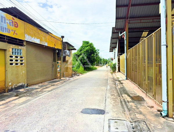 ขายโกดังอู่ซ่อมรถ + ที่ดิน 187 ตร.วา ปากซอย กาญจนวิถี 26 - ติดสี่แยกบางกุ้ง @เมืองสุราษฎร์ ราคา 9.9X ล้านบาท