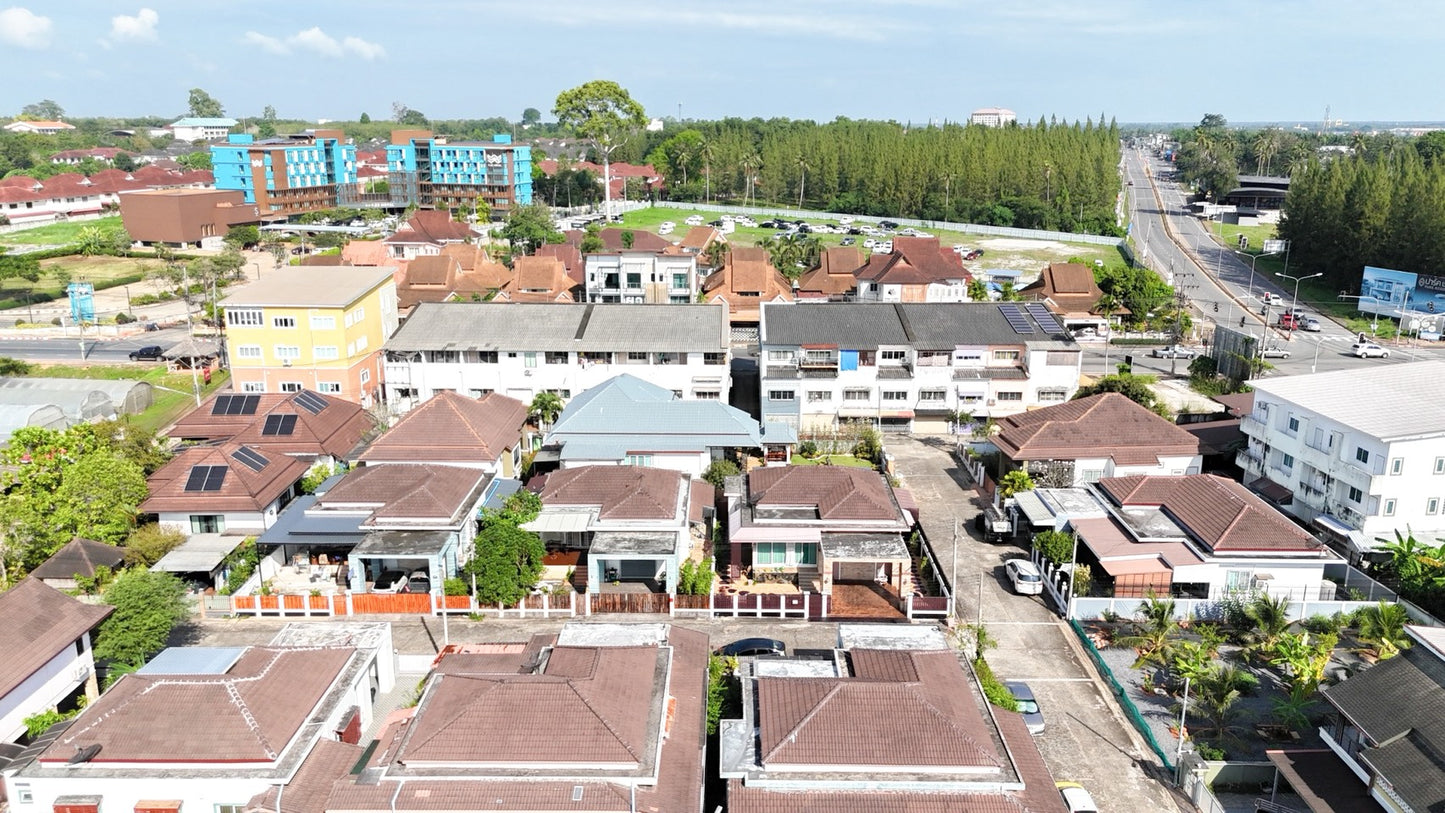 [ขายด่วน] บ้านเดี่ยว ชั้นเดียว หลังใหญ่ 3 ห้องนอน 2 ห้องน้ำ โซนโฉลกรัฐ ใกล้โรงแรม เอส.22 ราคา 5.XX ลบ.