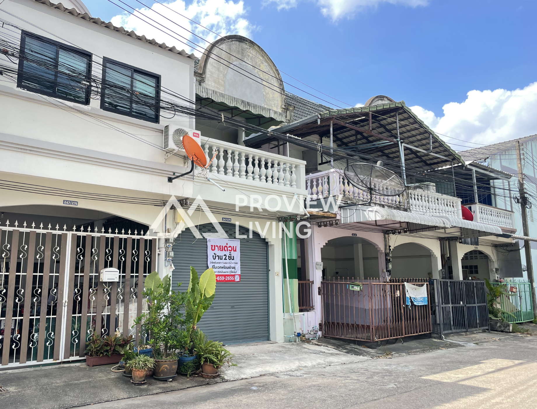 26-000058 ทาว์นโฮม 2 ชั้น  รีโนเวทใหม่ ใกล้โรงแรมเพลินเพชร 16  ตร.วา  1 นอน  2 น้ำ  2 รับแขก  1 จอดรถ หมู่บ้านวังเพชร ซ.2/4   ต.ตลาด  @เมืองสุราษฎร์ธานี