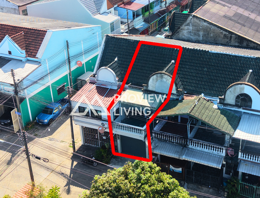 26-000058 ทาว์นโฮม 2 ชั้น  รีโนเวทใหม่ ใกล้โรงแรมเพลินเพชร 16  ตร.วา  1 นอน  2 น้ำ  2 รับแขก  1 จอดรถ หมู่บ้านวังเพชร ซ.2/4   ต.ตลาด  @เมืองสุราษฎร์ธานี