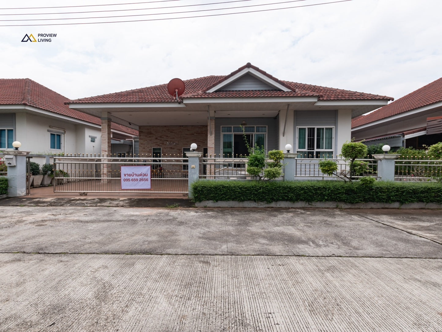 [Sold Out] บ้านเดี่ยว 3 ห้องนอน 2 ห้องน้ำ บ้านมือสองสภาพมือหนึ่ง สไตล์ Tropical @ถนนอำเภอ สุราษฎร์ธานี